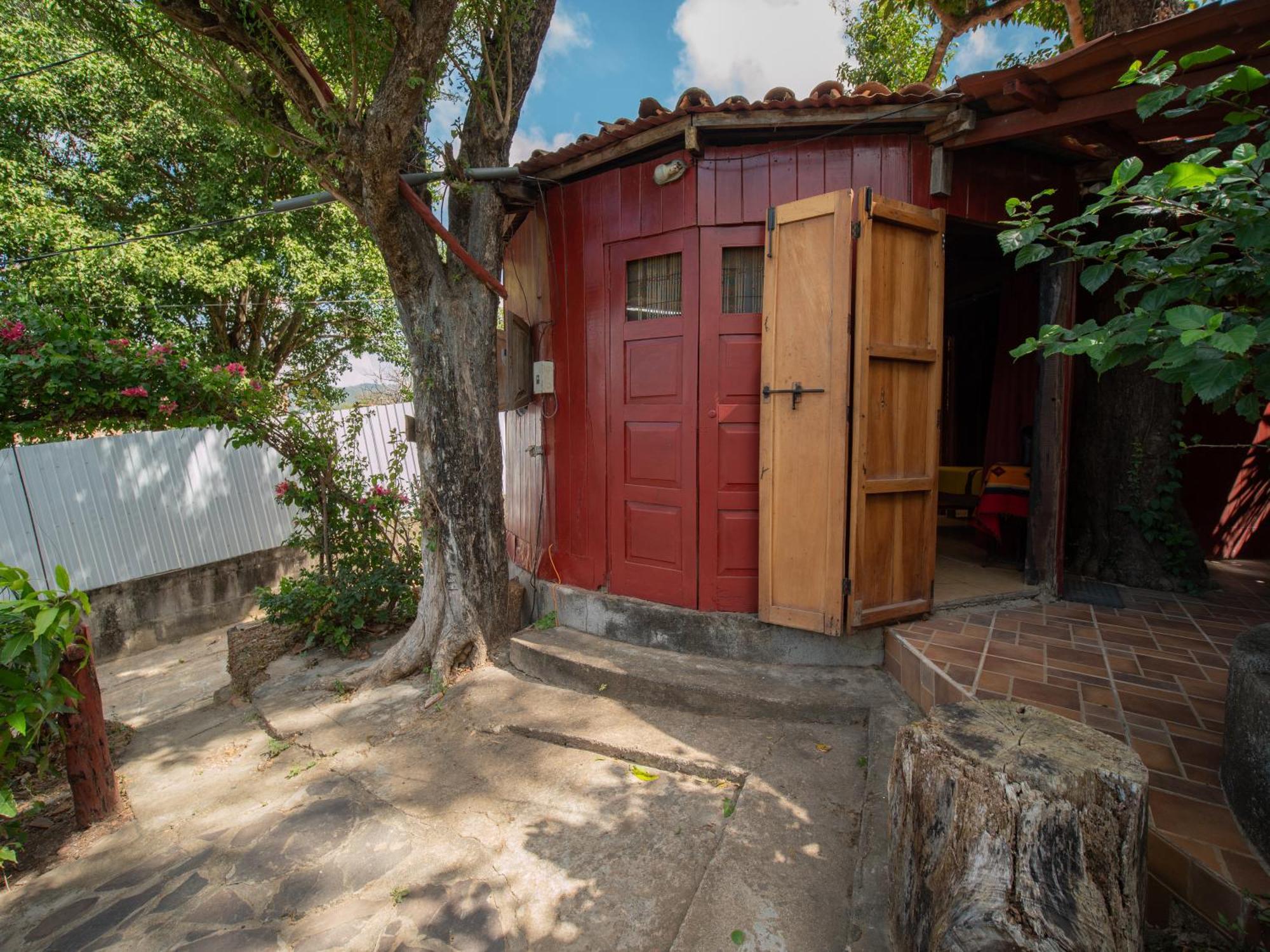 1 Bedroom Cabin, 3 Blocks From Beach And Center Of San Juan San Juan del Sur Ngoại thất bức ảnh